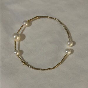 Gold and Pearl Bracelet